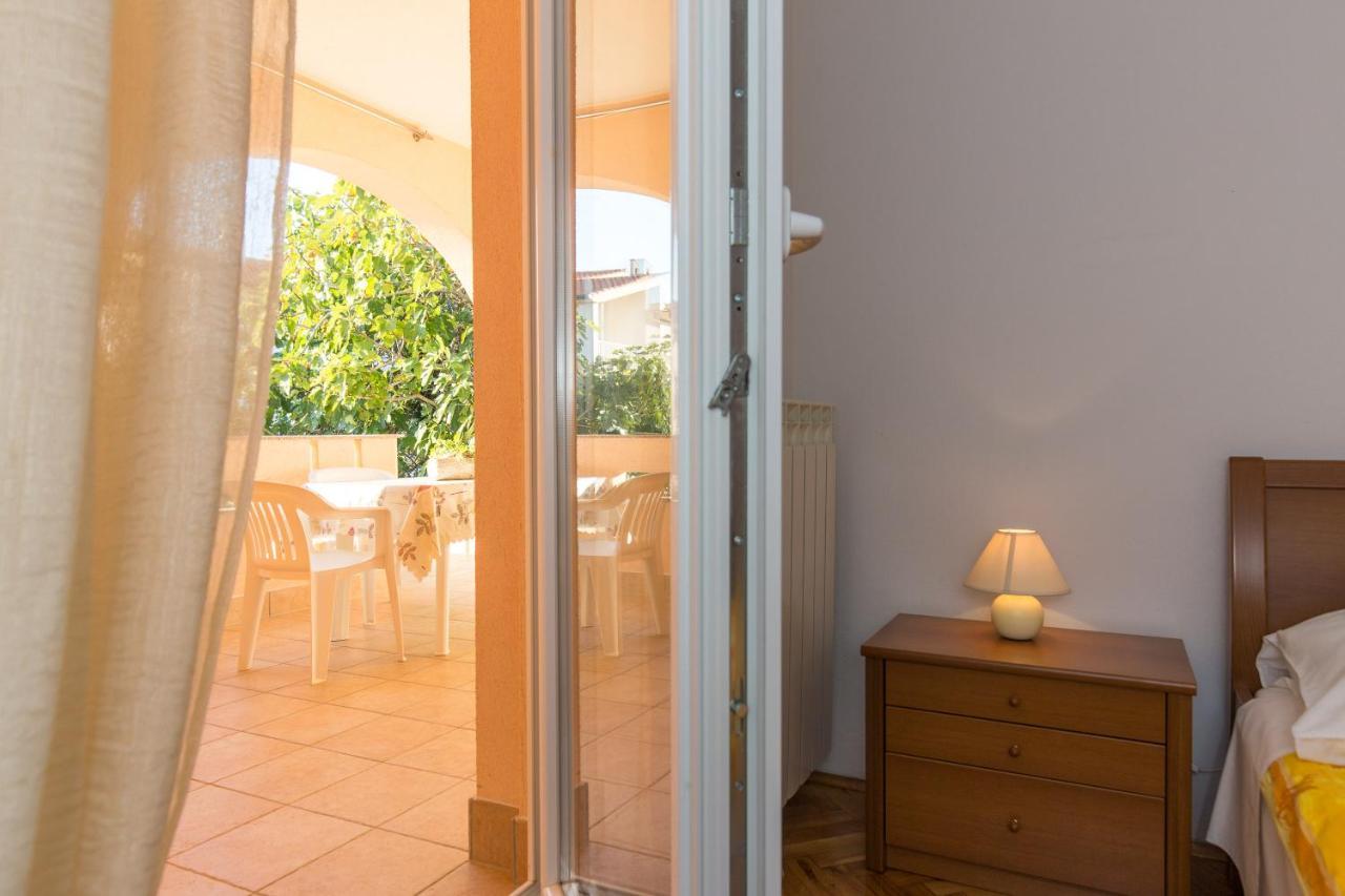 Ferienwohnung Lana Punat Exterior foto